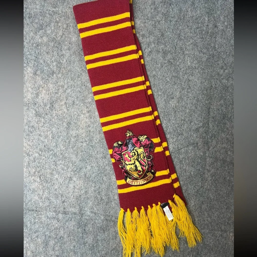Harry Potter Gryffindor scarf unisex burgundy and‎ Yellow